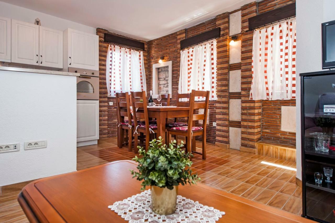 Guesthouse Ancient Stone Rovinj Dış mekan fotoğraf