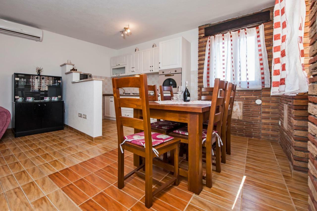 Guesthouse Ancient Stone Rovinj Dış mekan fotoğraf